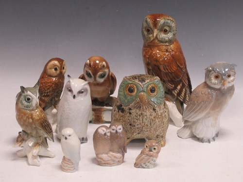 Lot 45 - Three Karl Ens porcelain owls, a Zsolnay Pecs...