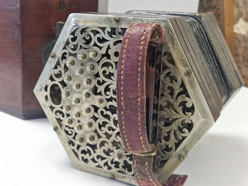 Lot 651 - A 40-button Anglo concertina, late 19th century