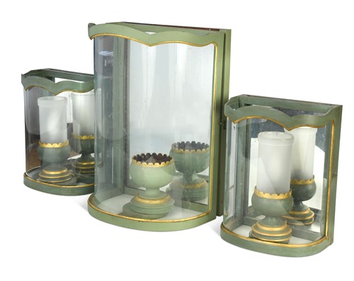 Lot 363 - A set of three Colefax and Fowler green and gold painted convex wall lanterns, 20th century