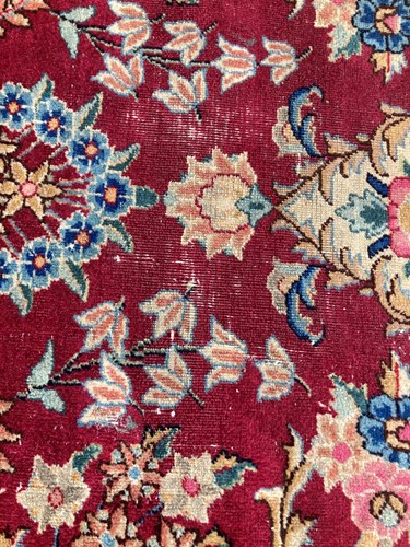 Lot 373 - A Kirman carpet, 381 x 299cm