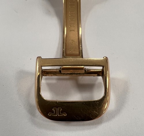 Lot 357 - Jaeger-LeCoultre - An 18ct rose gold 'Master Control' wristwatch