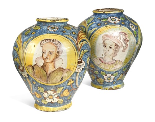 Lot 318 - Two similar Sicilian vases