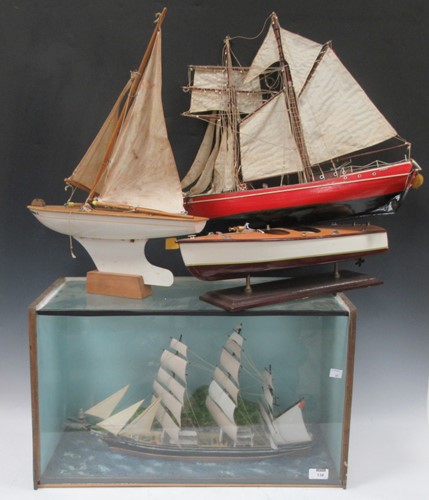 Lot 138 - A cased model ship together with various other...