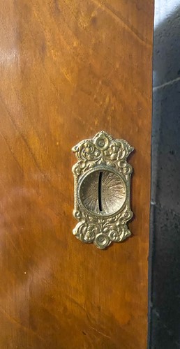 Lot 653 - A Victorian Polyphon floor-standing upright disc musical box