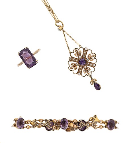 Lot 74 - A trio of amethyst jewels