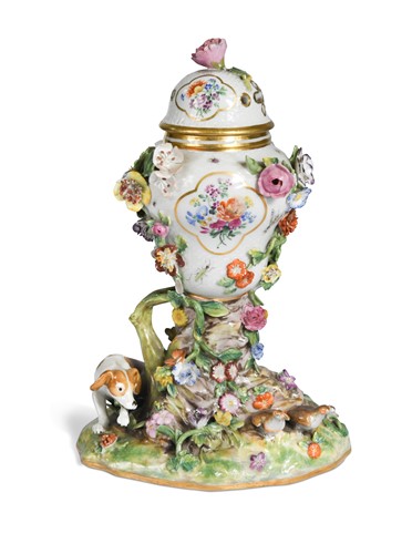 Lot 512 - A Meissen encrusted porcelain rococo pot-pourri vase and cover, 19th century