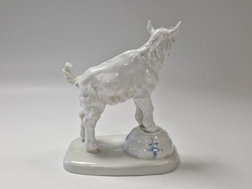Lot 359 - A Meissen porcelain model of a goat, early 20th century