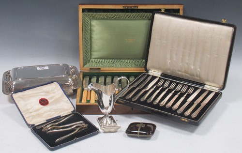 Lot 220 - A quantity of electroplate, to include a...