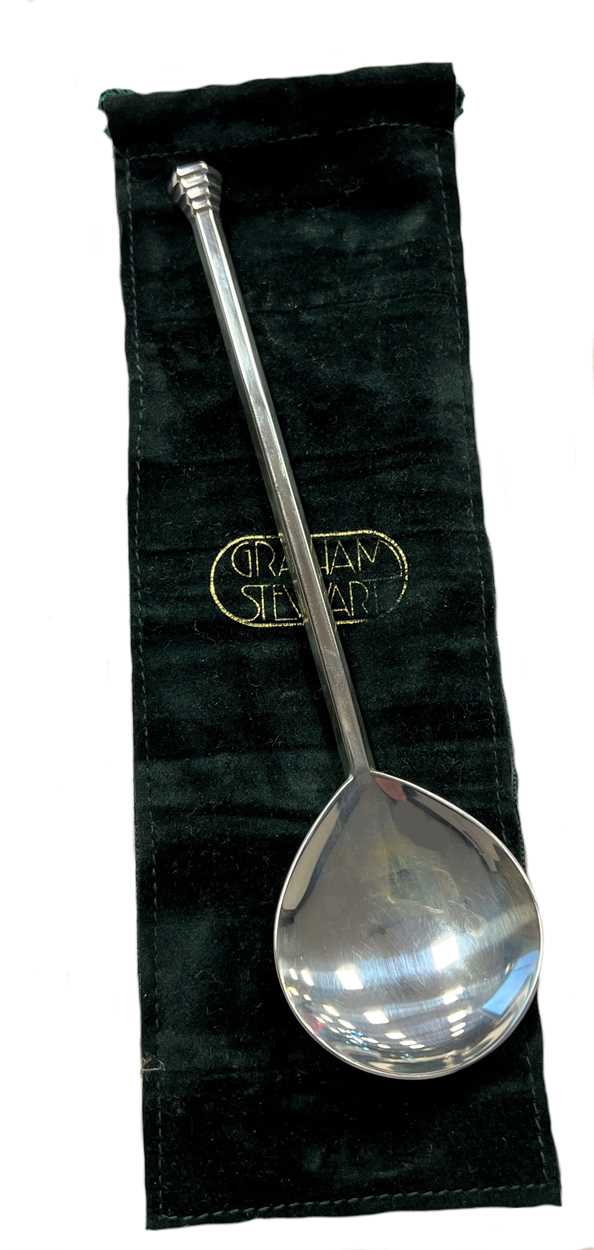 Lot 447 - An Elizabeth II silver seal top style spoon, mark of Graham Stewart