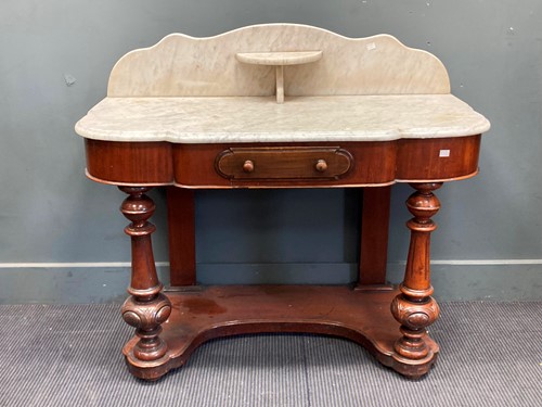 Lot 348 - A Victorian mahogany marble top washstand 93 x...