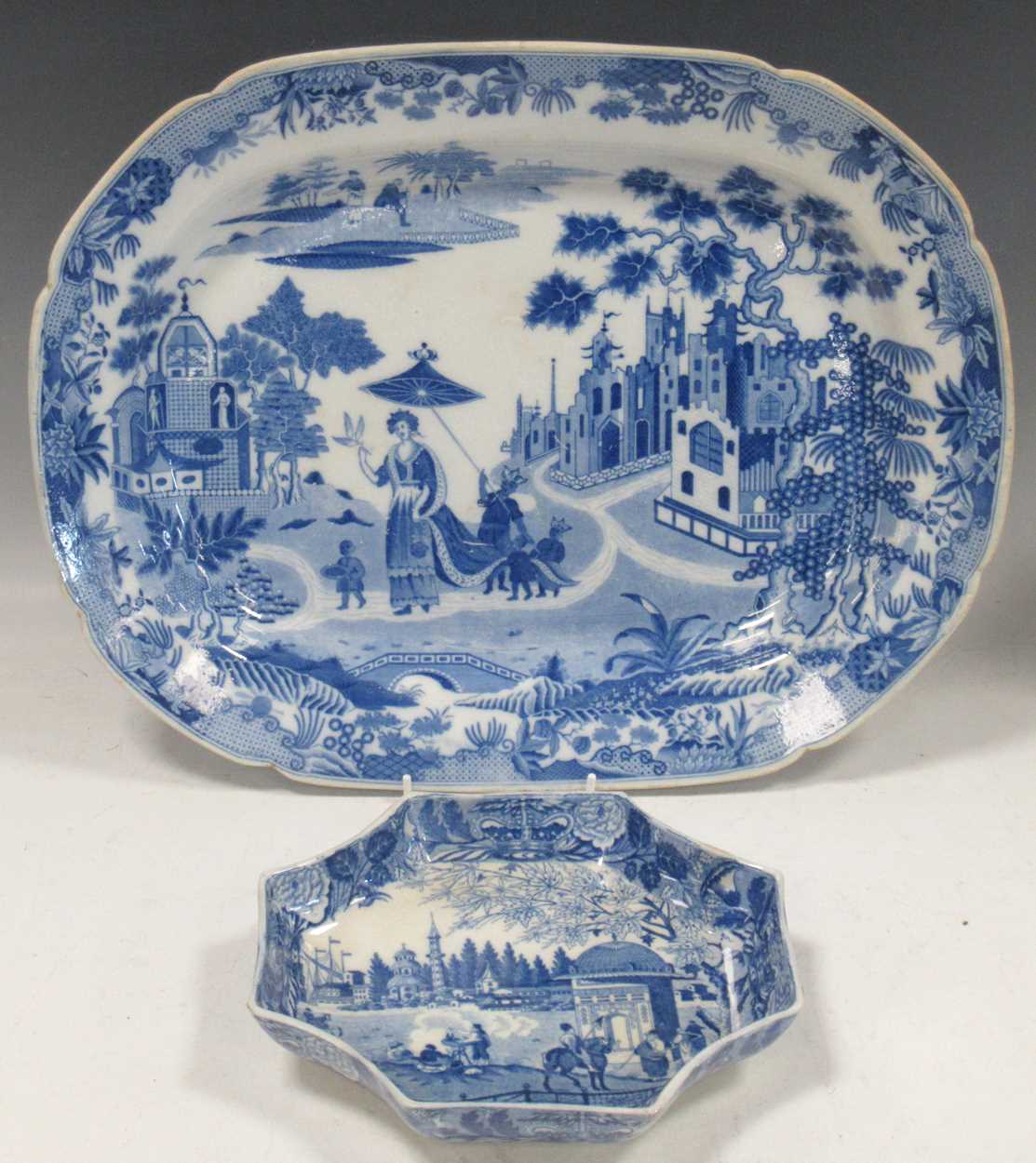 Lot 17 - A blue and white transfer printed 'Queen of...