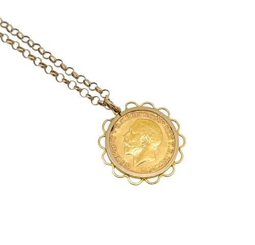 Lot 56 - A full sovereign pendant and chain