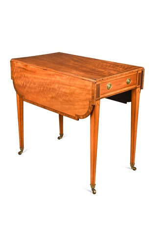Lot 559 - A George III satinwood Pembroke table