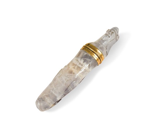 Lot 335 - A French fluorite and gold mounted bodkin case, 18th century