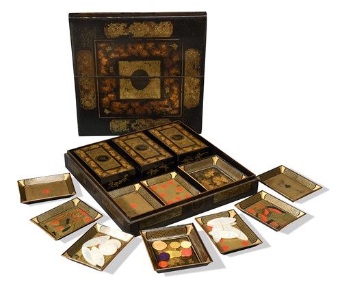 Lot 604 - A mid-19th century Chinese export black lacquer games box