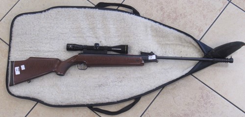 Lot 126 - A Feinwerkbau sport 127 model .22 calibre...