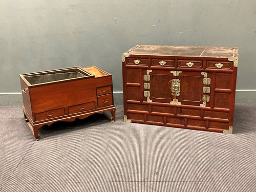 Lot 432 - A Korean chest of drawers 65 x 95 x 46cm and...