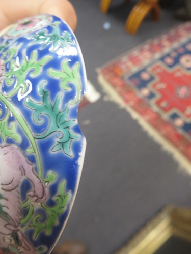 Lot 19 - A group of eight oriental porcelain items,...
