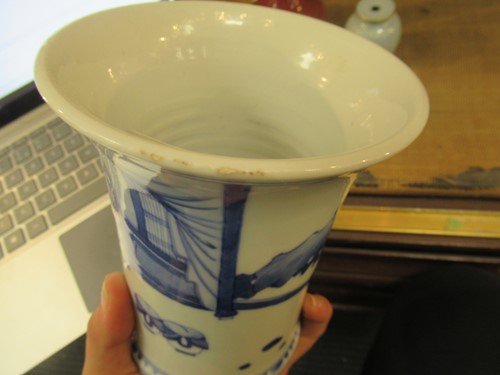 Lot 8 - Four various decorative Chinese porcelain...