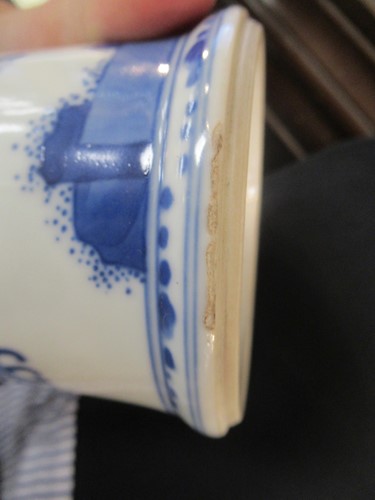 Lot 8 - Four various decorative Chinese porcelain...