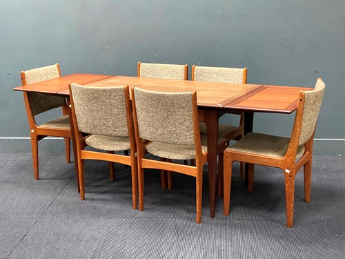 Lot 523 - A Danish teak extending dining table, in the...