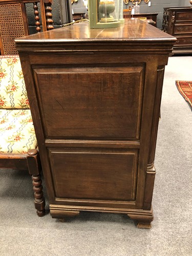 Lot 321 - A George III oak and mahogany dresser base