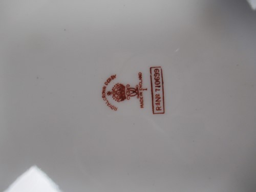 Lot 2 - A Royal Crown Derby part tea set, including...