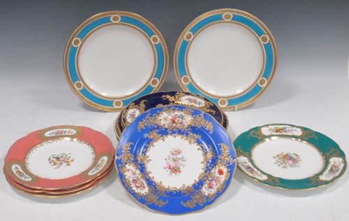 Lot 28 - A group of English porcelain plates, retailed...
