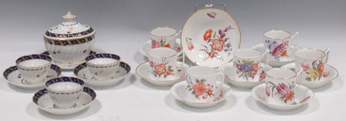 Lot 40 - A part collection of floral Derby tea and...