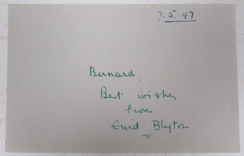 Lot 153 - Enid Blyton: autograph on plain half sheet of...