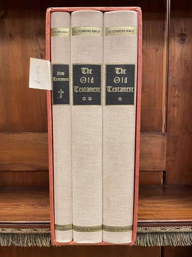 Lot 463 - GUTENBERG Bible facsimile