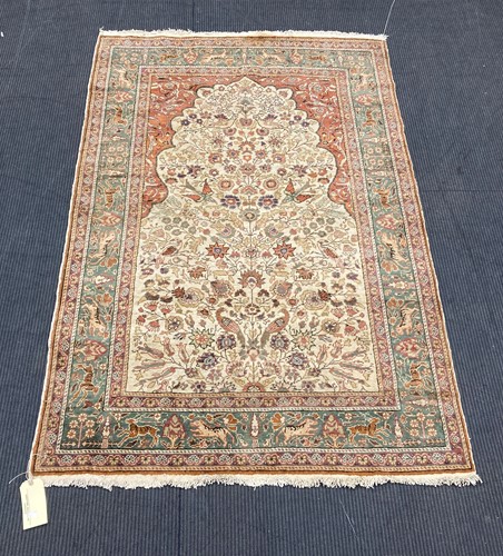 Lot 568 - Persian green border 189 x 129cm