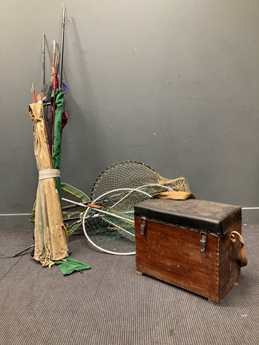 Lot 100A - A large quantity of various fishing rods and...