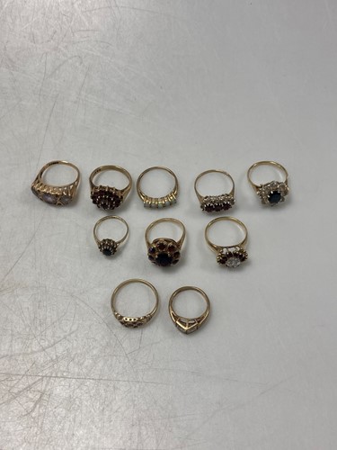Lot 152 - Ten hallmarked 9ct gold stone set rings, gross...