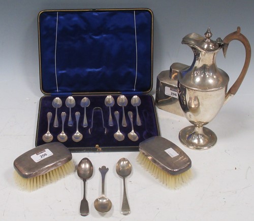 Lot 206 - A collection of silver including cased...
