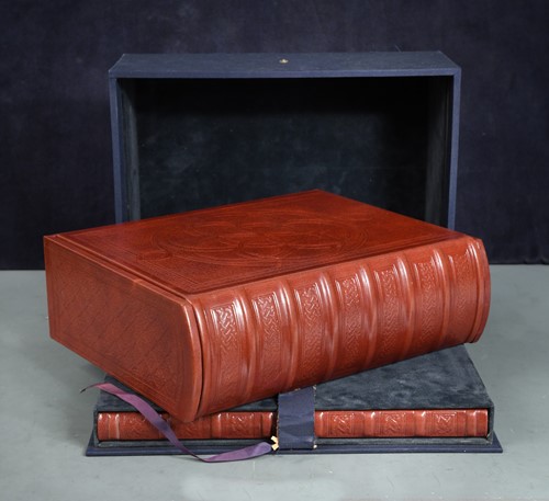 Lot 465 - KENNICOTT Bible