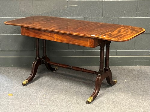Lot 572 - A Regency mahogany sofa table, 71 x 94 x...