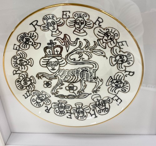 Lot 42 - Sir Grayson Perry CBE, RA (1960-), a framed Lion Queen plate
