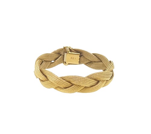 Lot 151 - A modern plaited bracelet