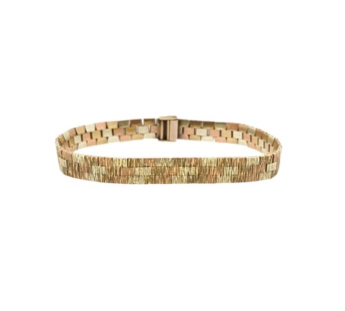 Lot 246 - A three colour 9ct gold bracelet