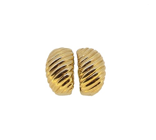 Lot 241 - A pair of modern ear clips
