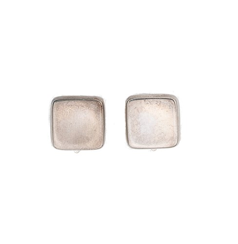 Lot 14 - Astrid Fog for Georg Jensen - A pair of late 20th century ear clips