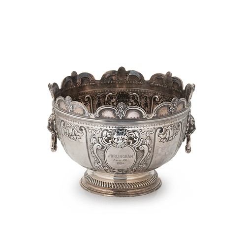 Lot 531 - An Edward VII silver monteith