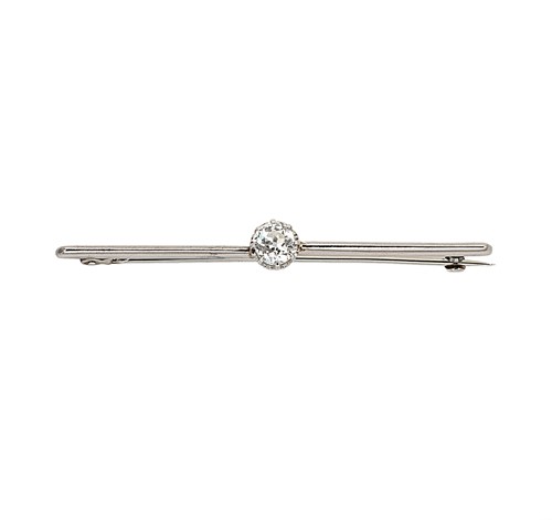 Lot 279 - A single stone diamond bar brooch