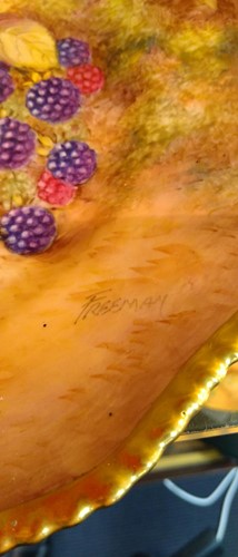 Lot 561 - Two Royal Worcester fruit painted cabinet plates