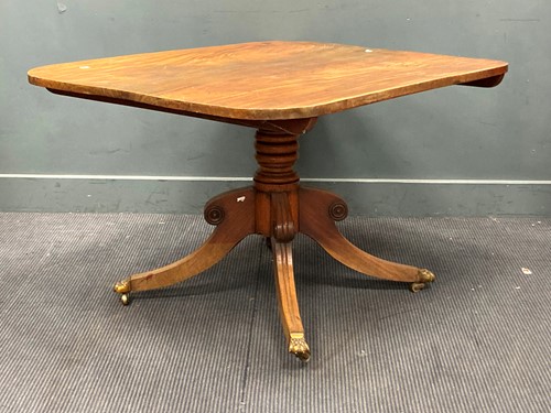 Lot 714 - A George IV mahogany breakfast table and 4...