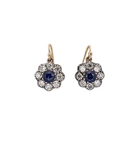 Lot 286 - A pair of early 20th century sapphire and diamond cluster ear pendants