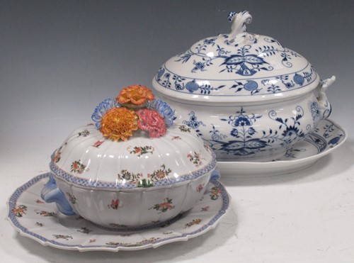 Lot 55 - A Meissen onion pattern tureen and stand G & C...
