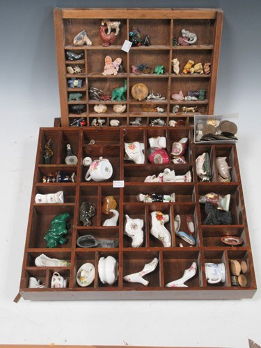 Lot 100 - A collection of miniature china, figures and...