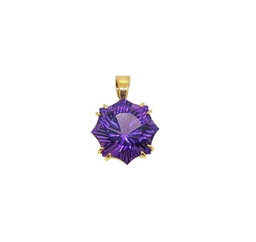 Lot 76 - A modern amethyst pendant